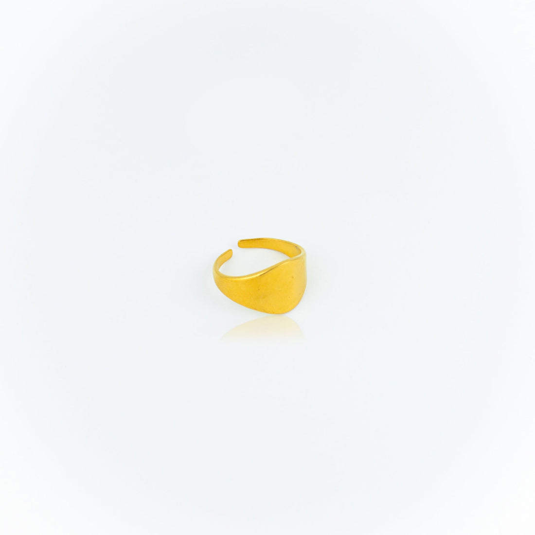 Solvess Band Ring