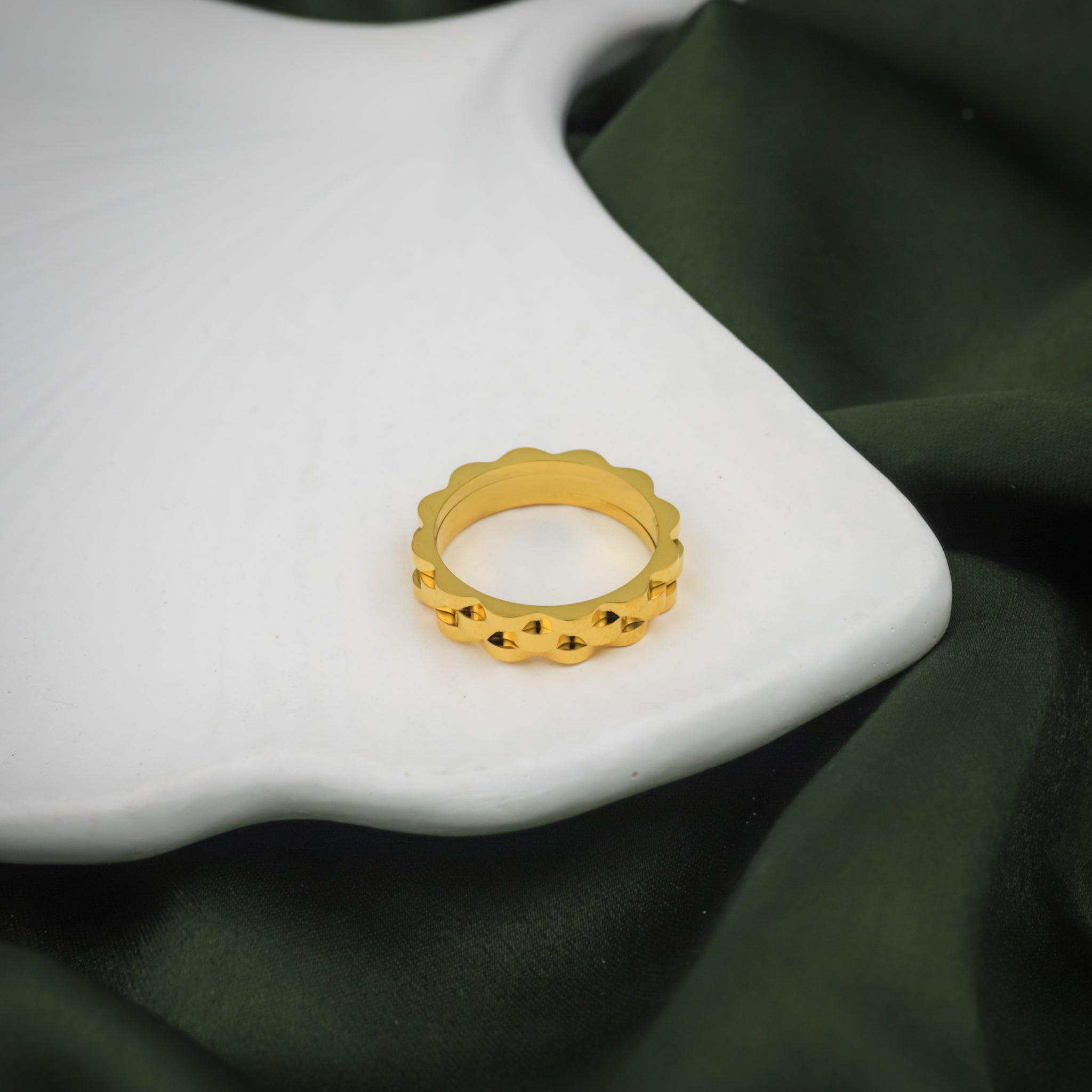 Arcelle Ring