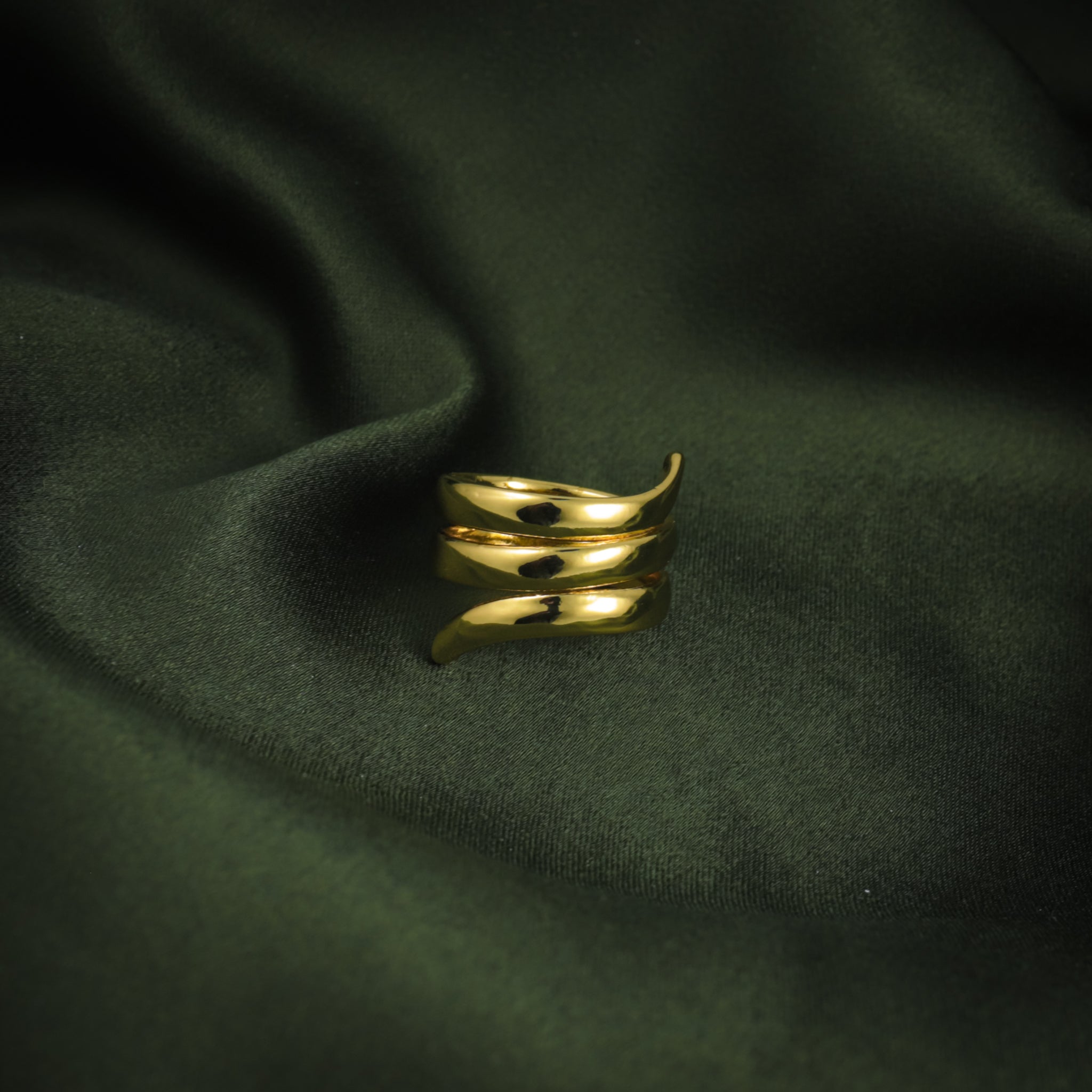 Medusa Coil Ring