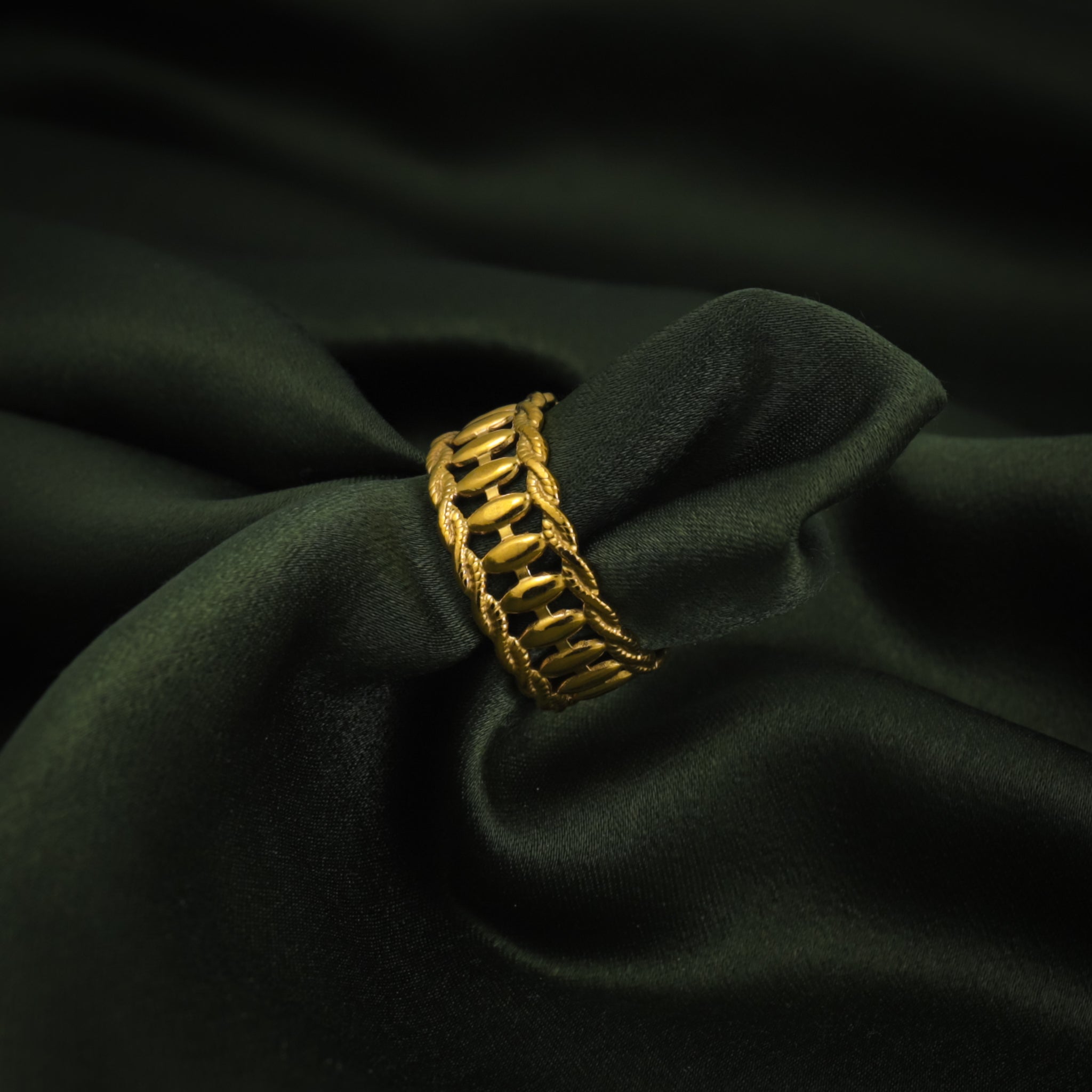 Column Adjustable Band Ring