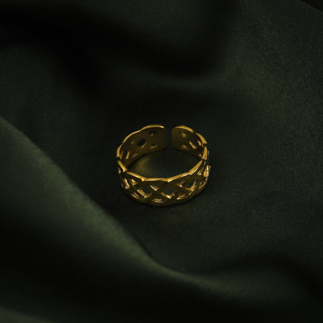Forge Loop Ring