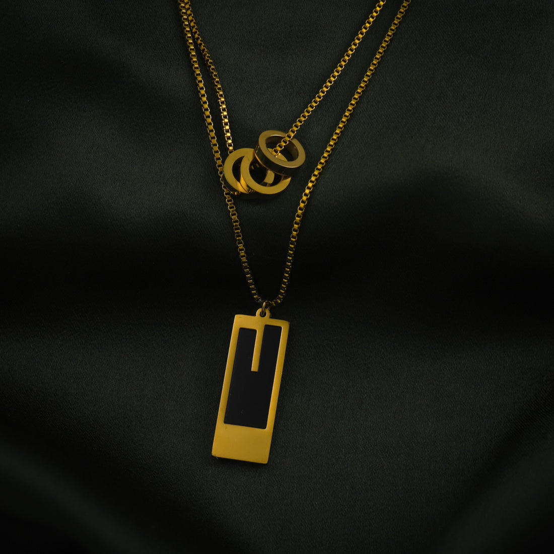 Interlocked Necklace