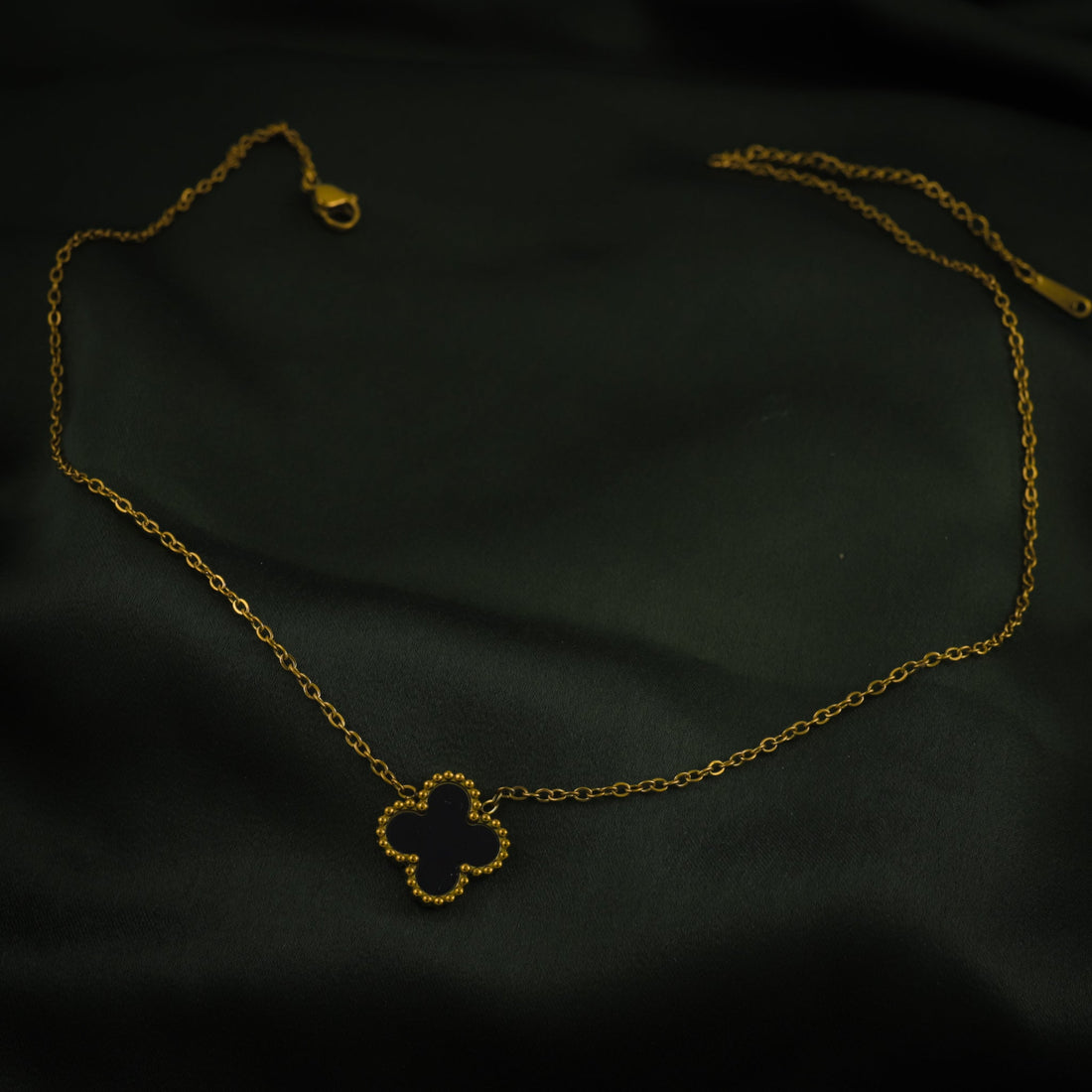 Aurora Strand Necklace - Black