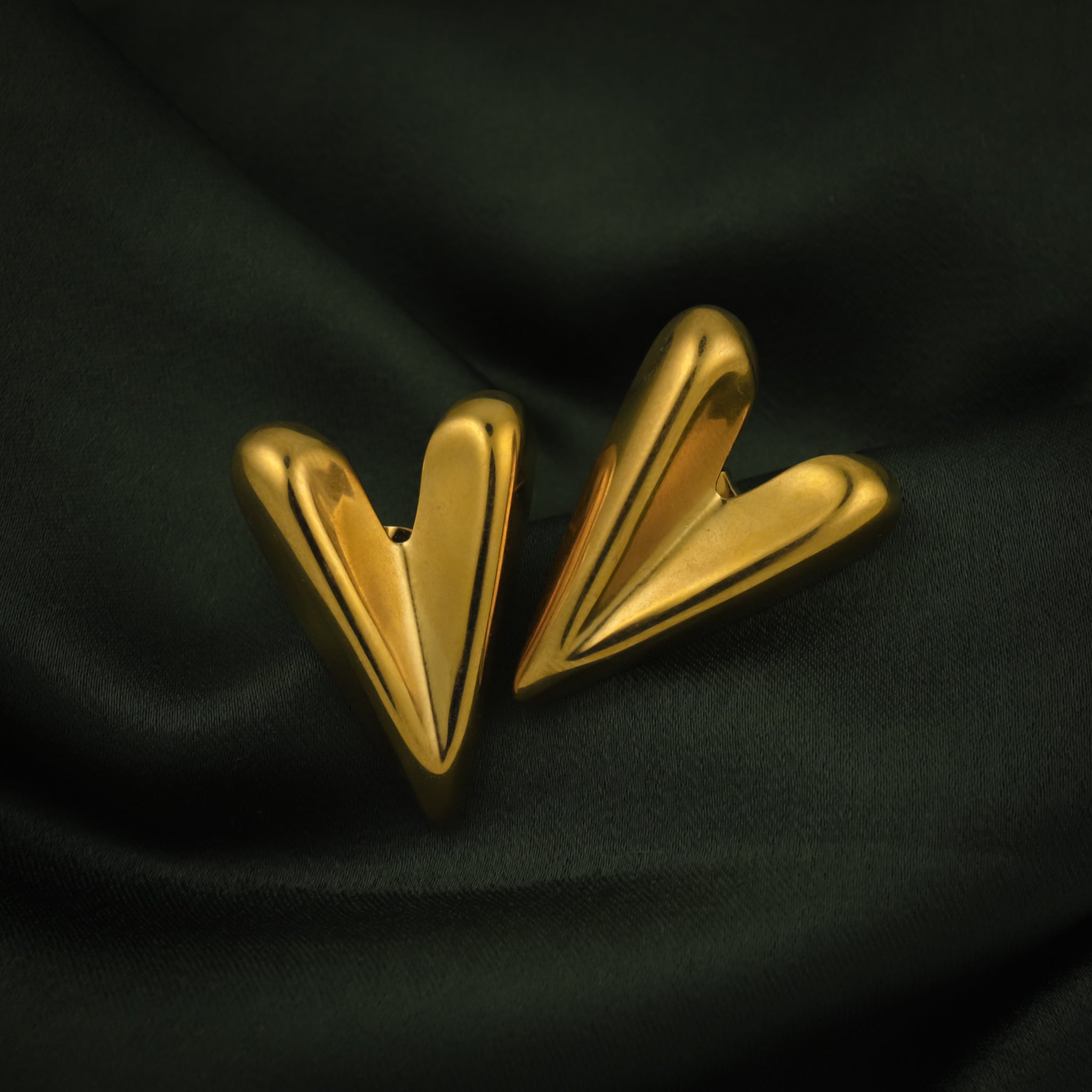 Lumin Amore Earrings