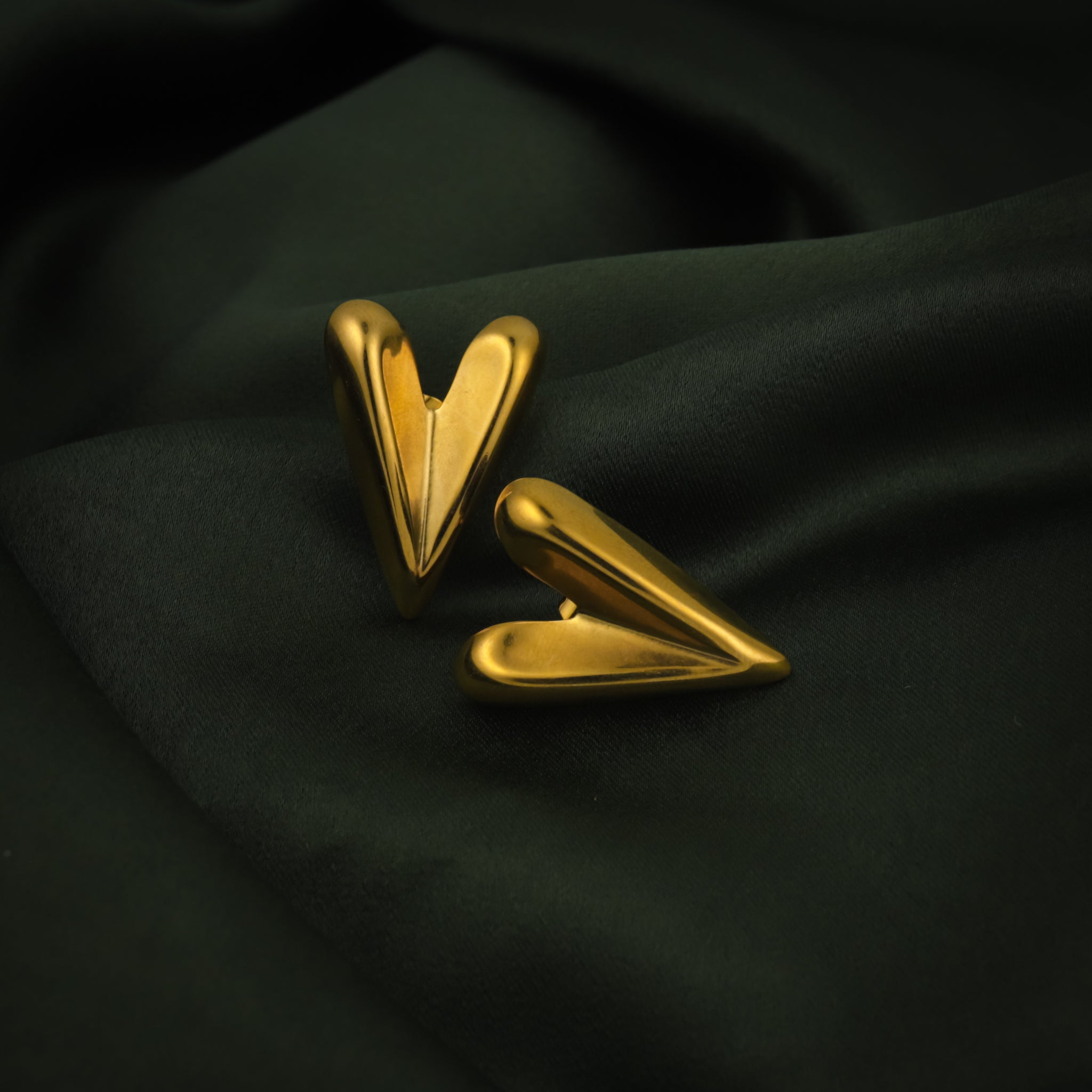 Lumin Amore Earrings