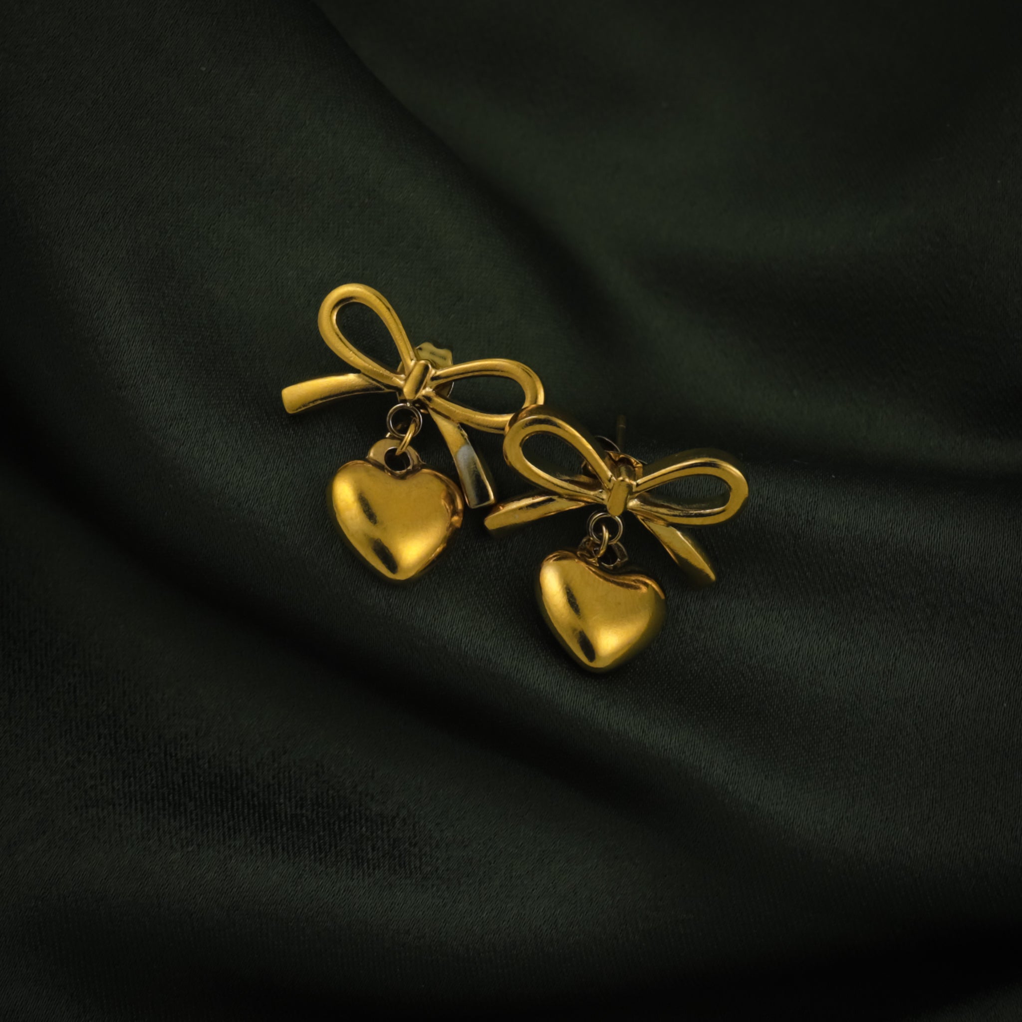 Glowheart Earrings - Gold