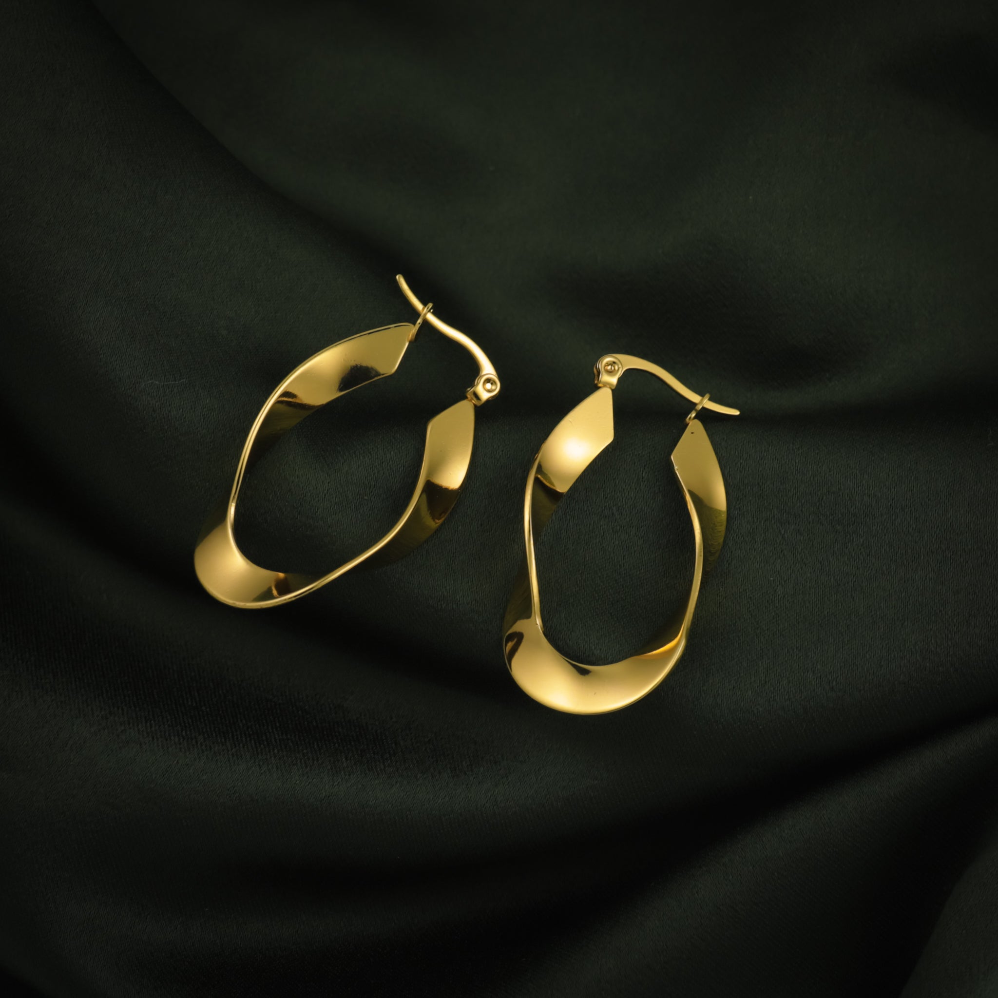 Lunora Earrings