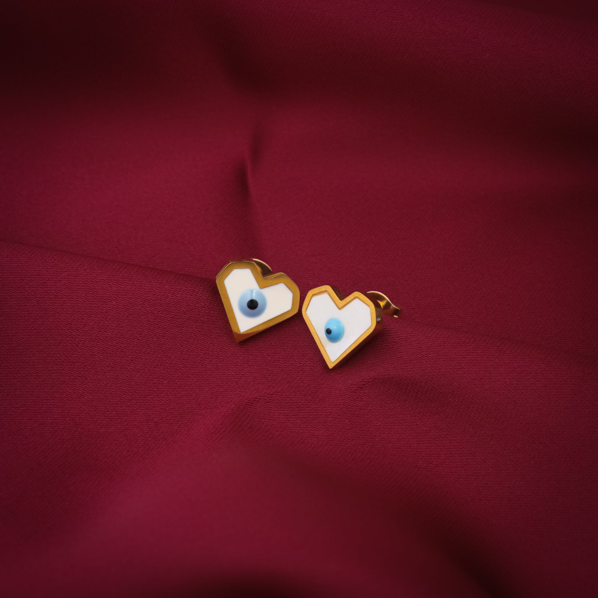 Tiny Heart Earrings