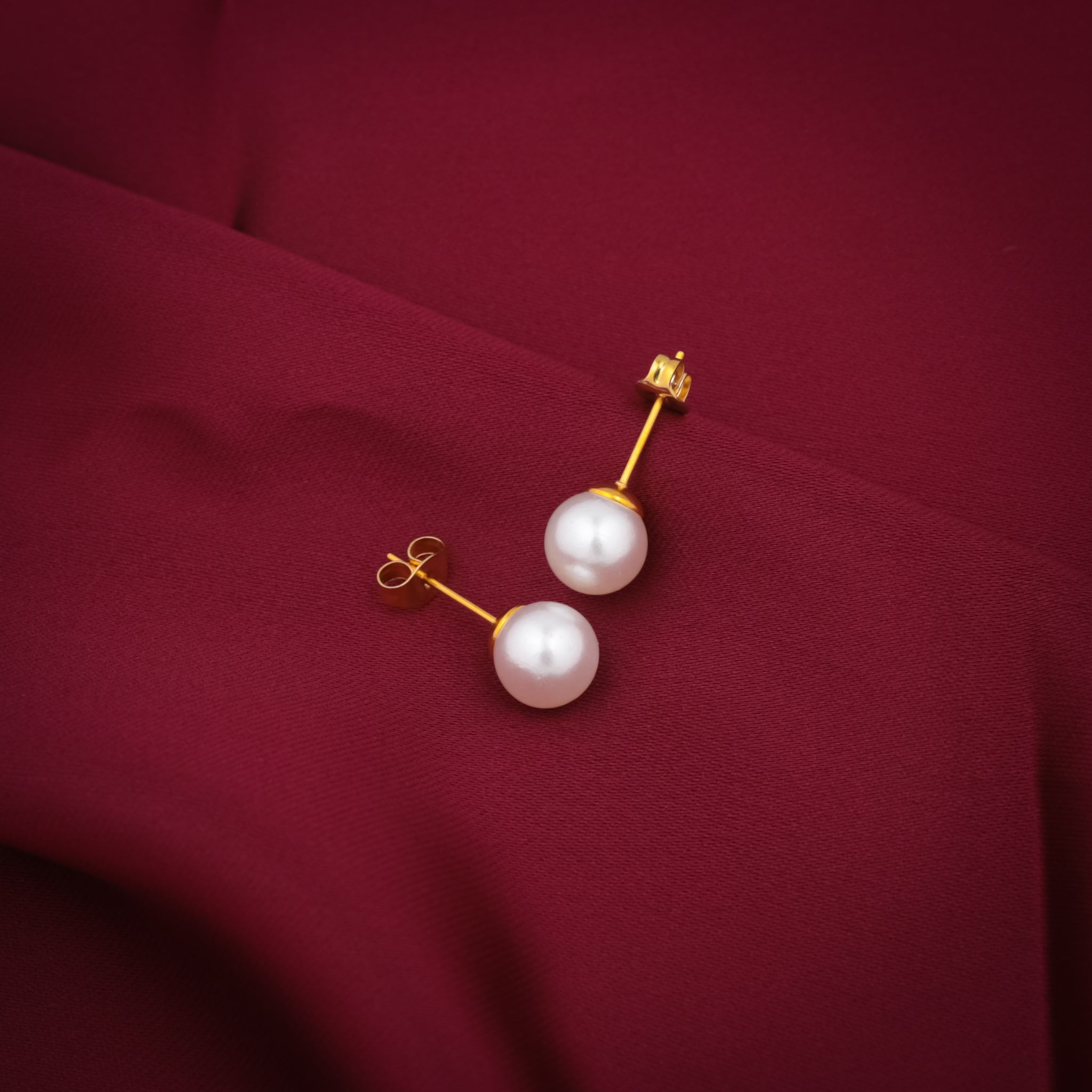 Pearl Babe Studs