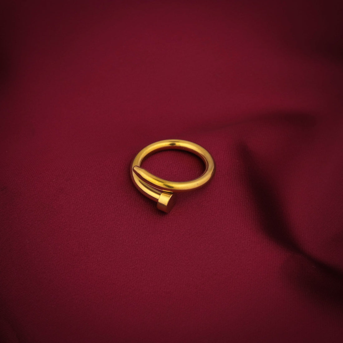 Nail Ring
