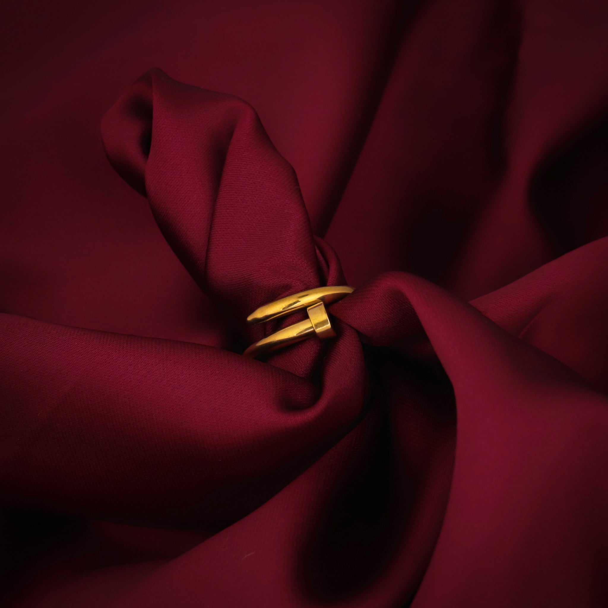 Nail Ring